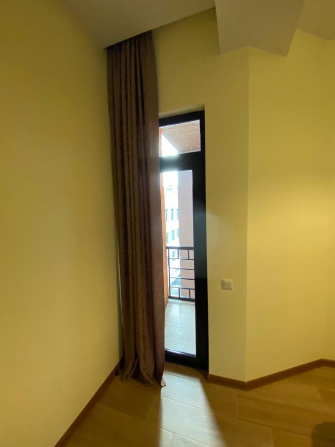 Lovely And Cozy Apartment! Kʼutʼaisi Exterior foto