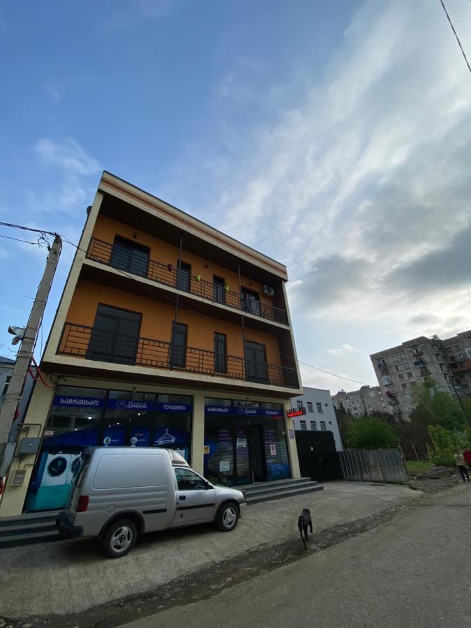 Lovely And Cozy Apartment! Kʼutʼaisi Exterior foto