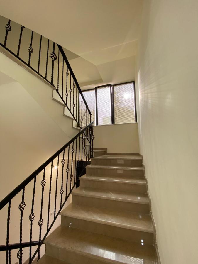 Lovely And Cozy Apartment! Kʼutʼaisi Exterior foto